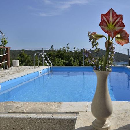 Apartments Toni Маслиница Екстериор снимка