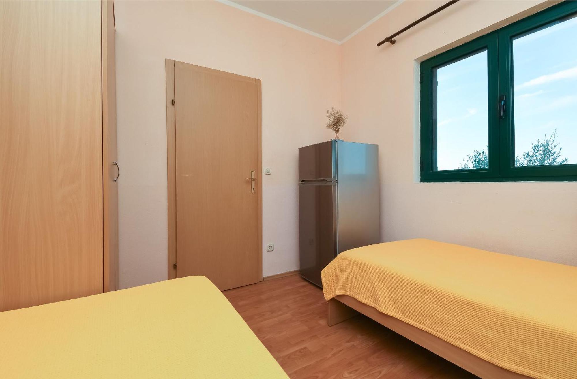 Apartments Toni Маслиница Екстериор снимка