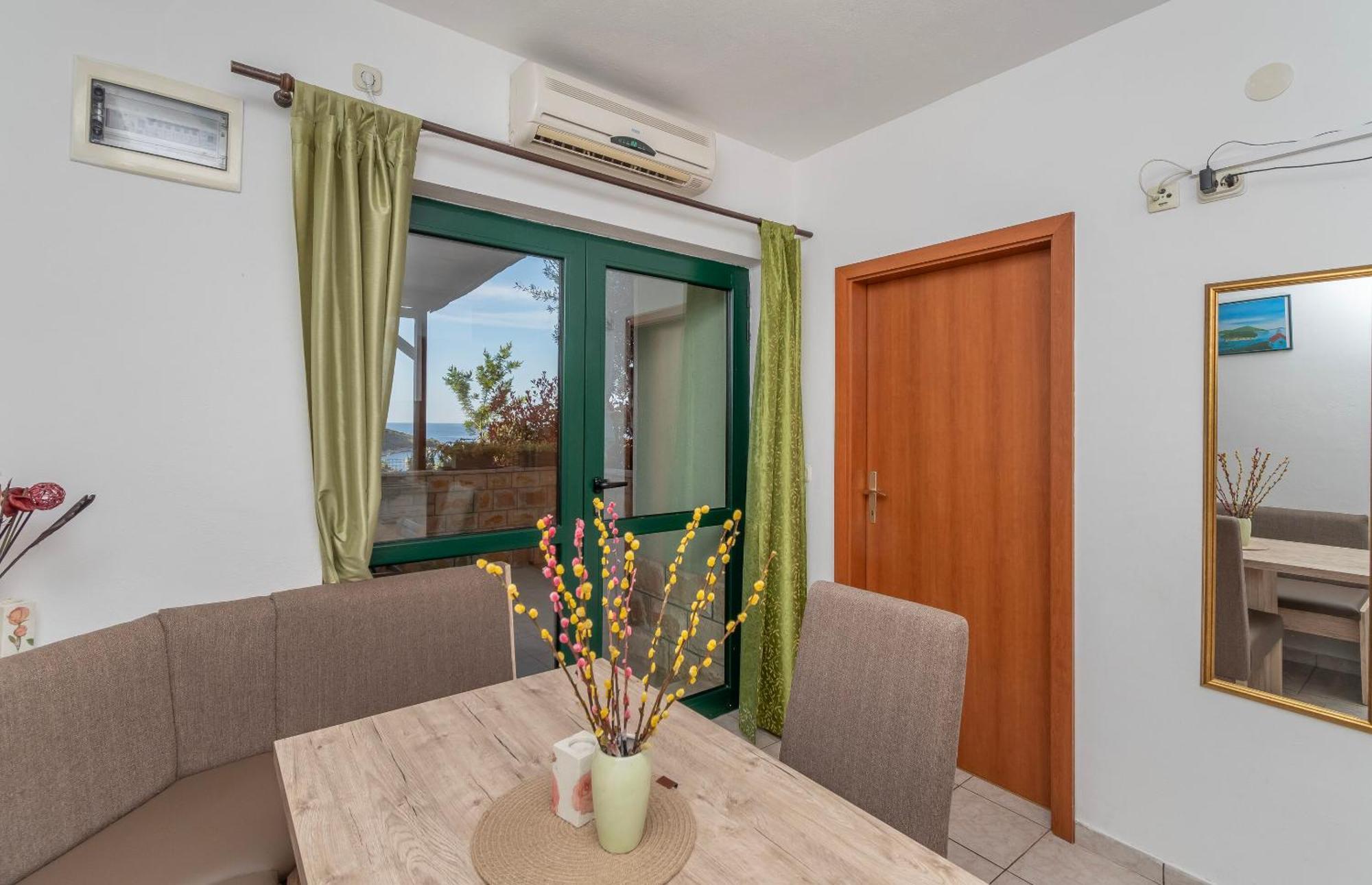 Apartments Toni Маслиница Екстериор снимка