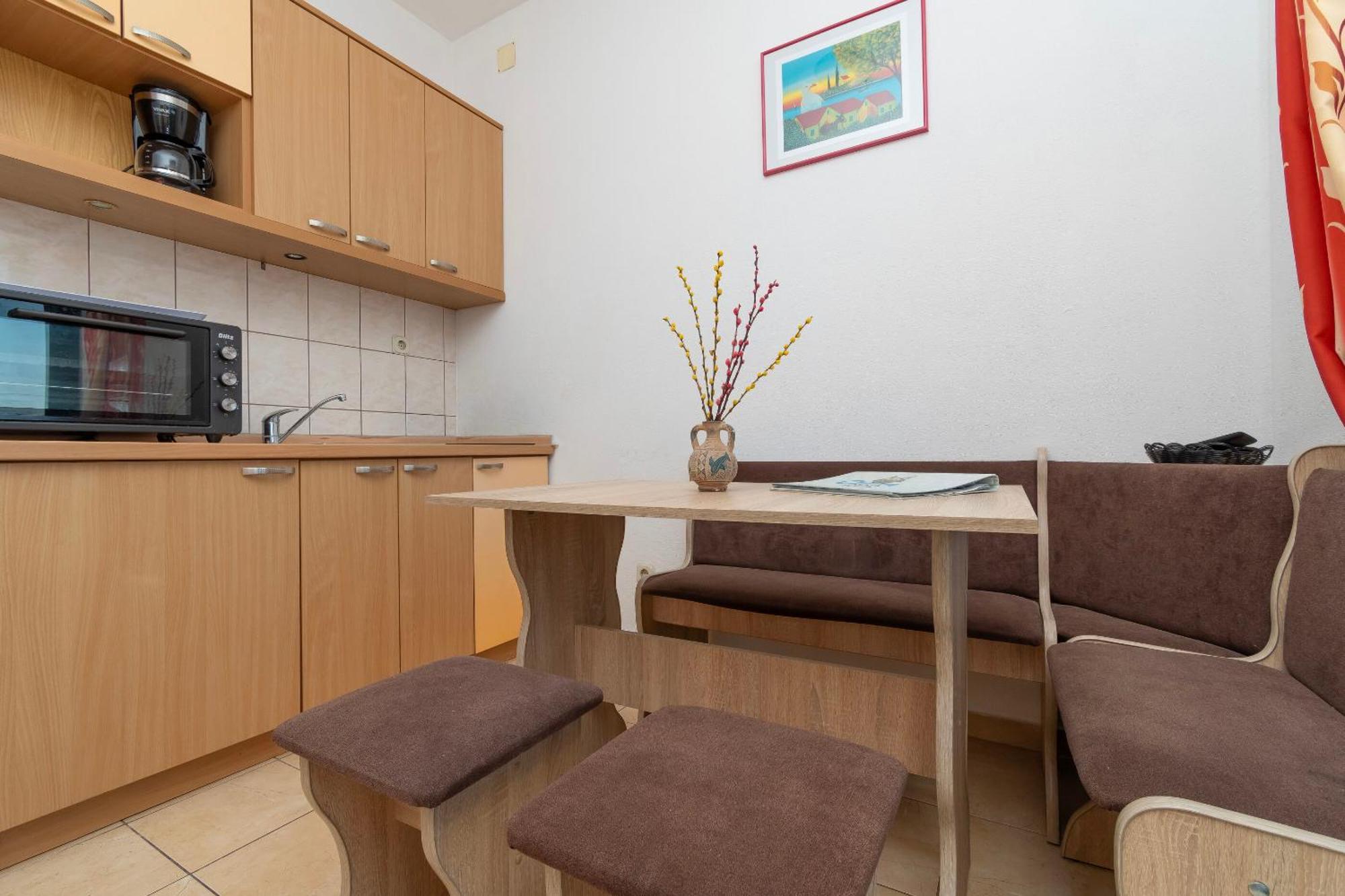 Apartments Toni Маслиница Екстериор снимка